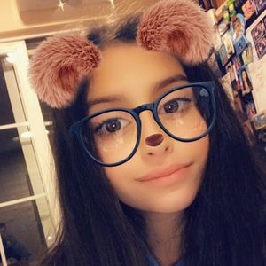 Meet your Posher, Erika